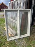 Fönster med karm 111x125