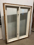 Fönster med karm 102x136