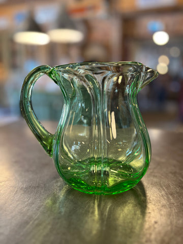 Grön glaskanna