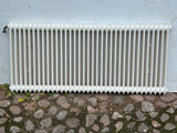 Vägghängd radiator 131x58x8
