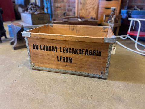 Trälåda Leksaksfabrik