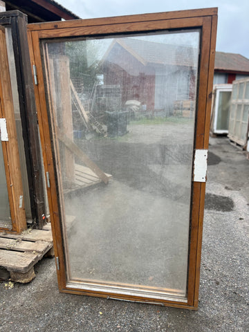 Fönster med karm 90x160