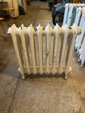 Gjutjärnsradiator 64x65,5x13
