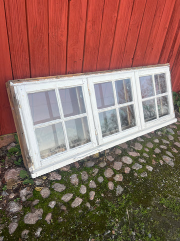 Spröjsat fönster med karm 170,5x67