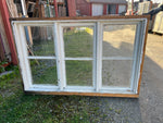 Fönster med karm 156x100