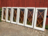 6 spröjsade fönster med karm 50x107,5