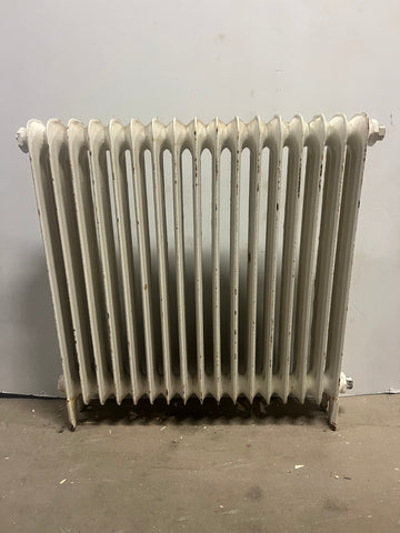 Golvstående radiator 82x80x13