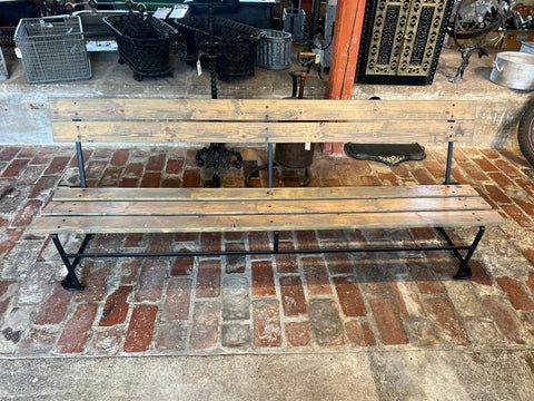 Träbänk Grythyttan