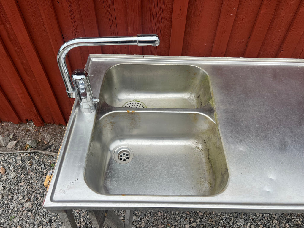 Rostfri diskbänk 120 cm – Hus till Hus – byggnadsvård och återbruk i ...