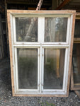Fönster med karm 106x153