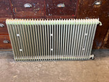 Vägghängd radiator 111x59x8