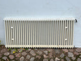 Vägghängd radiator 131x58x8
