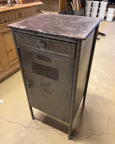 Skåp / sängbord
