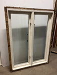 Fönster med karm 102x136