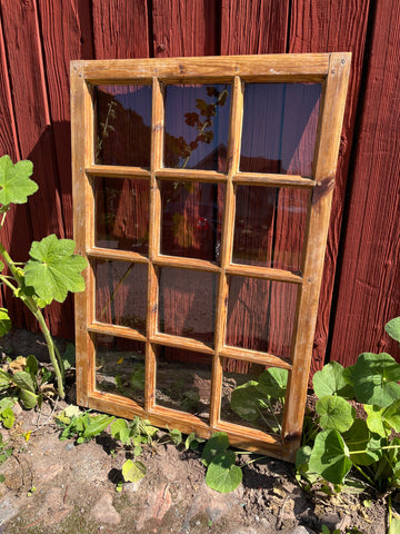 Spröjsad fönsterbåge 63x91,5