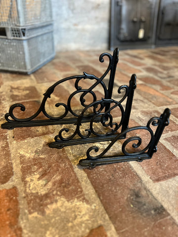 Gjutjärns konsoler – Hustillhus